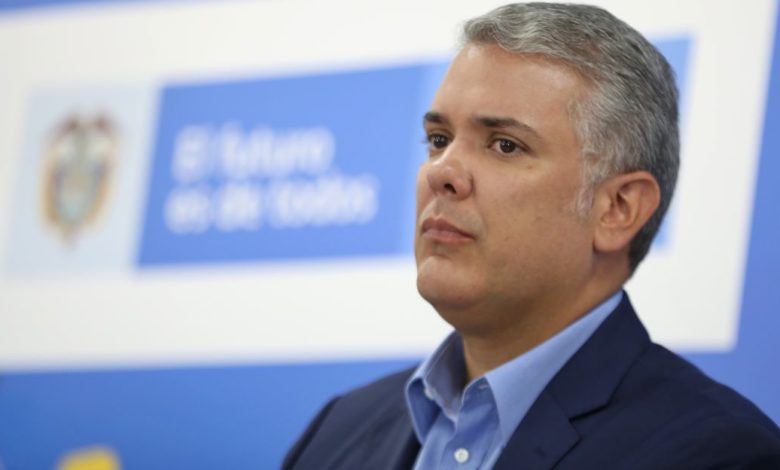 Pensionados denuncian por inconstitucional el decreto 444 proferido por el presidente en ejercicio de las medidas de emergencia. 2 ivan duque coronavirus