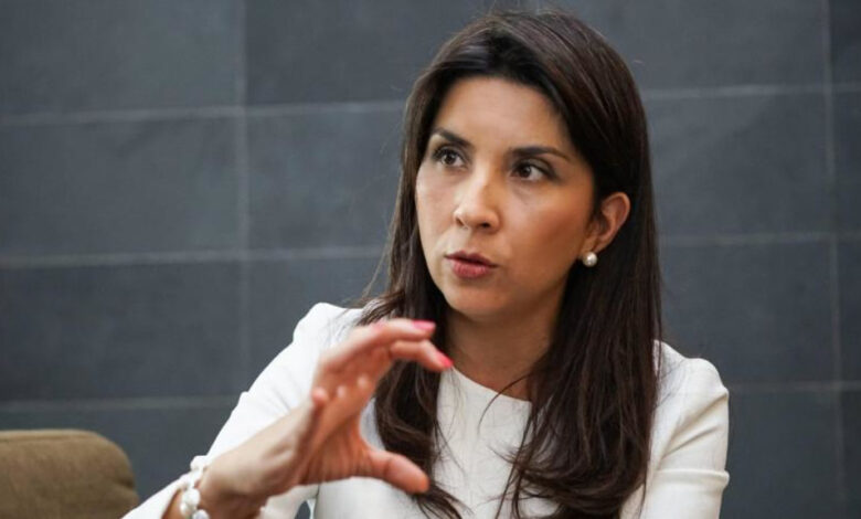 maria victoria angulo ministra de educacion