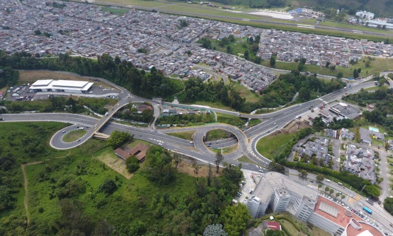 INVÍAS puso al servicio la Intersección San Marcel del corredor Honda-Manizales. 12