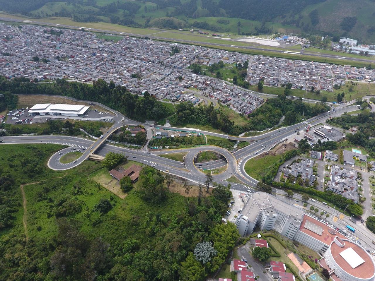 INVÍAS puso al servicio la Intersección San Marcel del corredor Honda-Manizales. 1 INVÍAS puso al servicio la Intersección San Marcel del corredor Honda-Manizales. 1