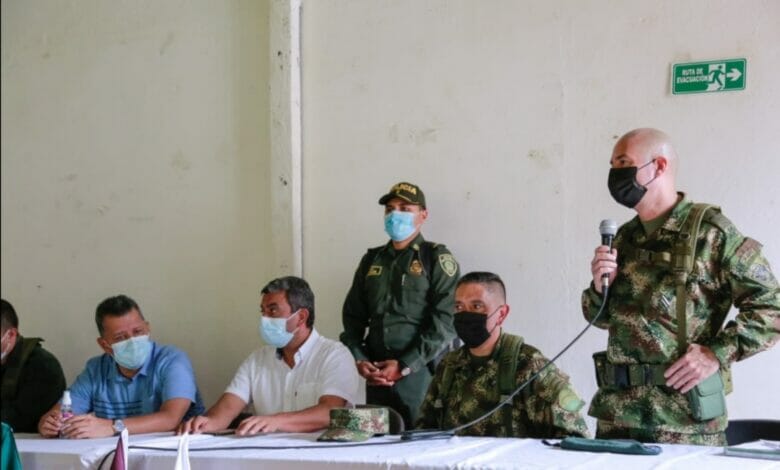 Millonarias recompensas anuncia el gobierno departamental por cabecillas de grupos que delinquen en el sur del Tolima. 10 Millonarias recompensas anuncia el gobierno departamental por cabecillas de grupos que delinquen en el sur del Tolima. 10