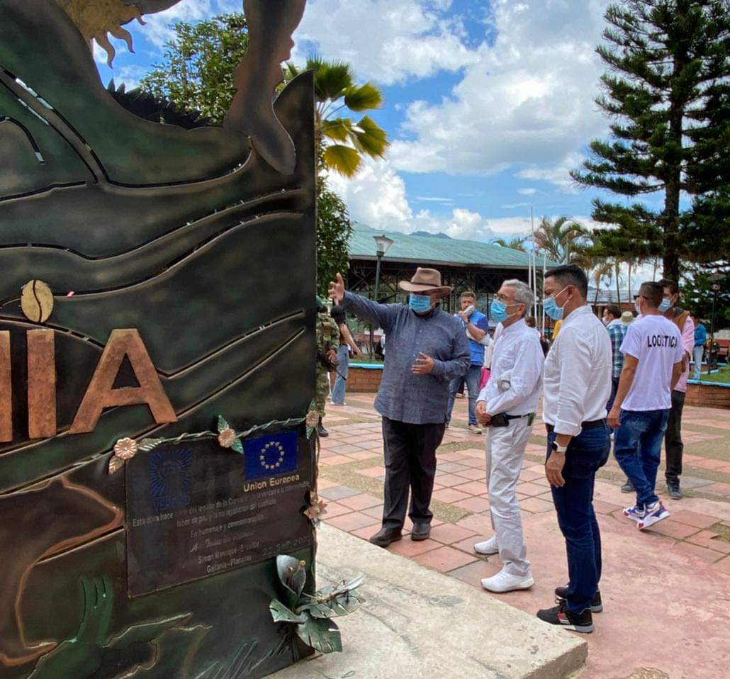 Monumento en homenaje a las víctimas y a la no repetición del conflicto armado fue inaugurado al sur del Tolima. 2