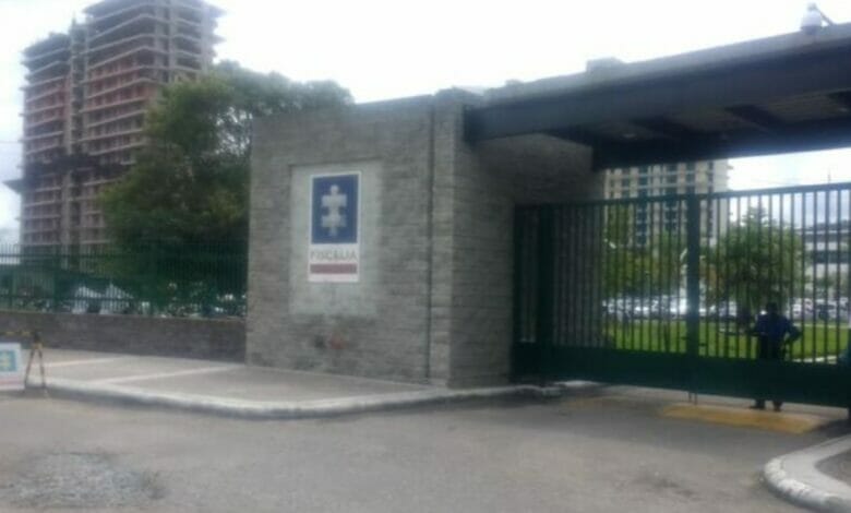 Imputados tres exfuncionarios de la Alcaldia de Ibagué, por jugoso contrato. 3 Imputados tres exfuncionarios de la Alcaldia de Ibagué, por jugoso contrato. 3