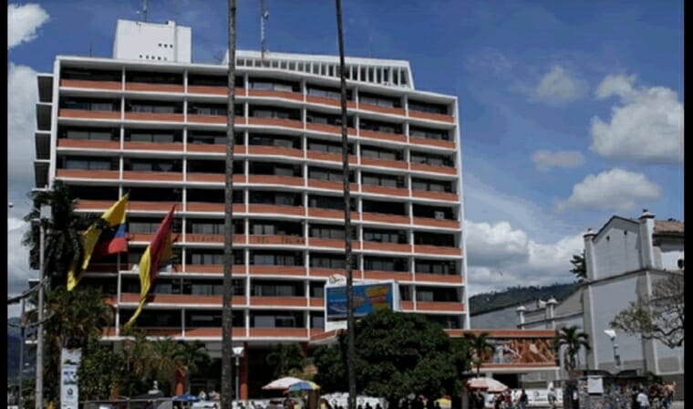Funcionarios públicos a actualizar su declaración de bienes y rentas. 1