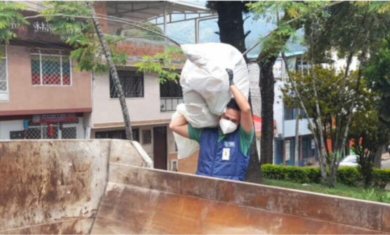 Como medida de prevención contra el dengue, se recolectó una tonelada de inservibles 4