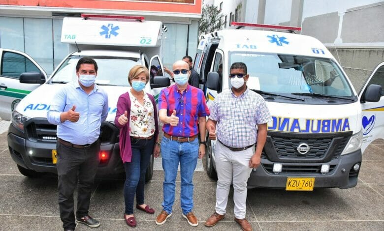 Saldaña y Ambalema recibieron oficialmente sus ambulancias. 10