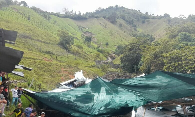 Equipo interdisciplinario de la Gobernación del Tolima hará presencia por emergencia presentada en Herrera. 13 Equipo interdisciplinario de la Gobernación del Tolima hará presencia por emergencia presentada en Herrera. 13
