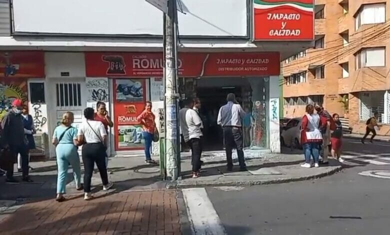 Reacción de las autoridades logró la captura de dos presuntos ladrones. 9