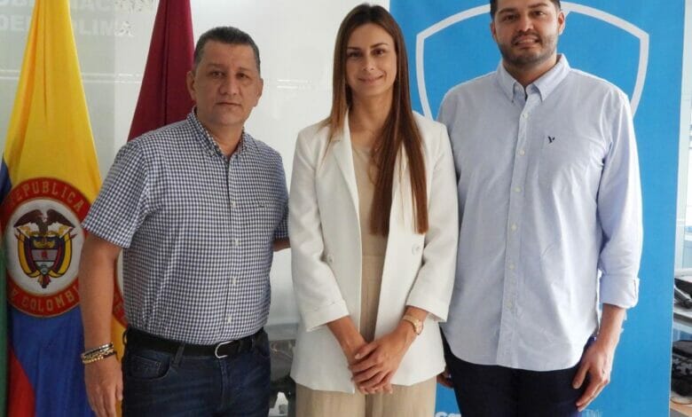 Paola Arbeláez Arenas, nueva gerente de Indeportes Tolima. 12 Paola Arbeláez Arenas, nueva gerente de Indeportes Tolima. 12
