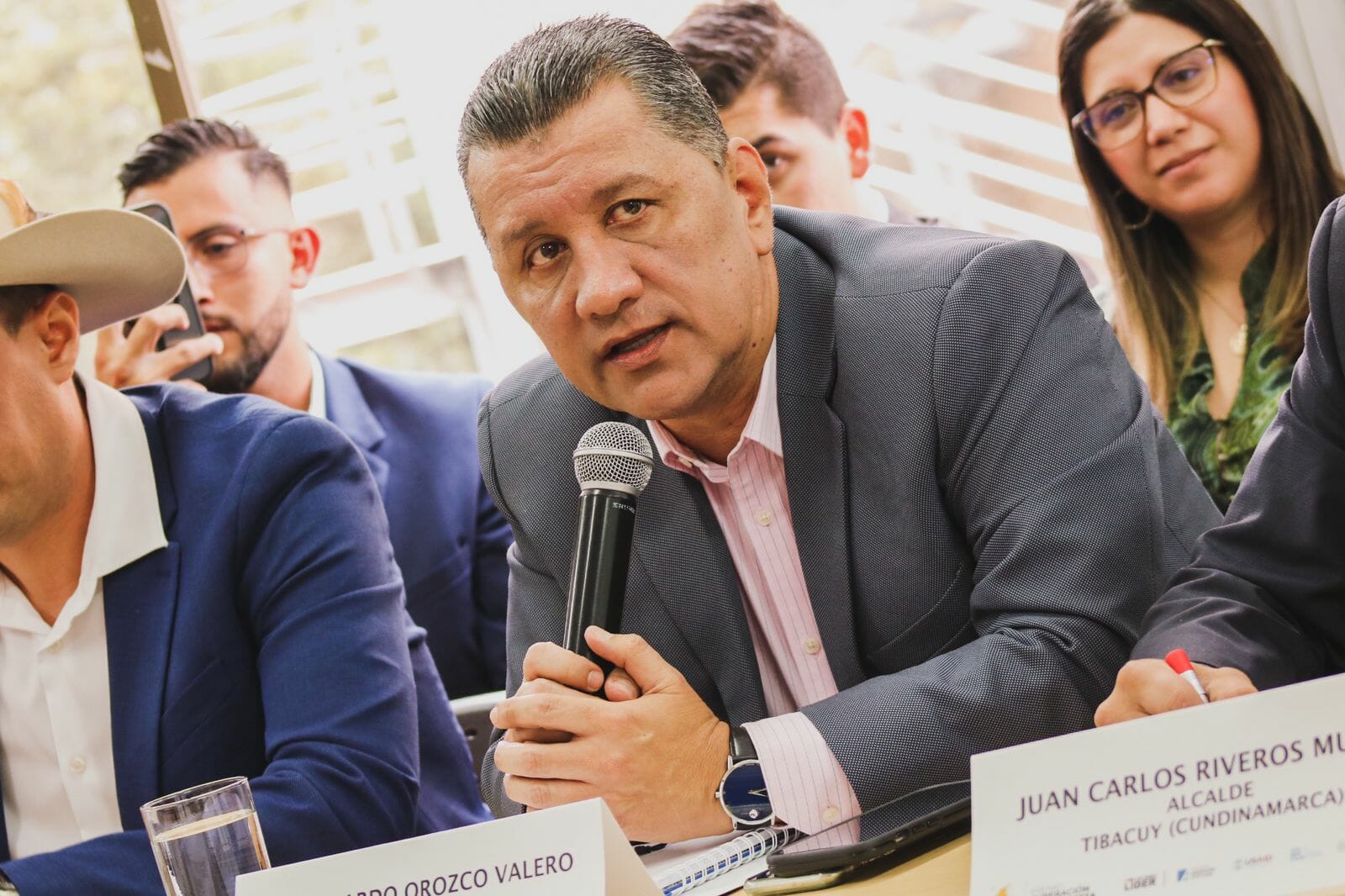 Gobernador Orozco pasó “al tablero” de Colombia Líder para exponer logros en la lucha contra la pobreza. 3