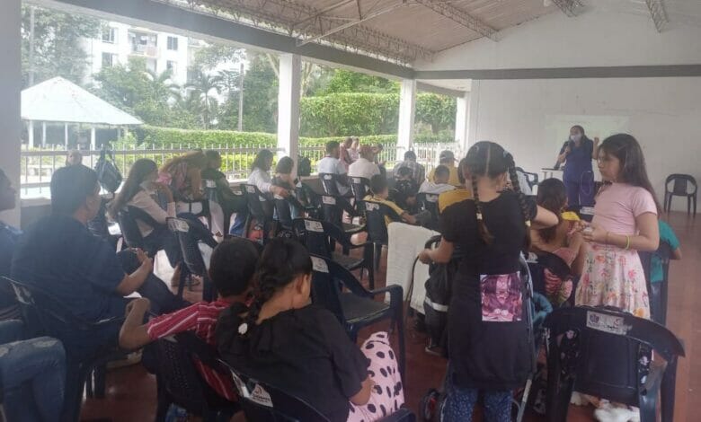 La Secretaria de Salud del Tolima ofrece atención diferencial y especifica a comunidades Rrom. 24 La Secretaria de Salud del Tolima ofrece atención diferencial y especifica a comunidades Rrom. 24