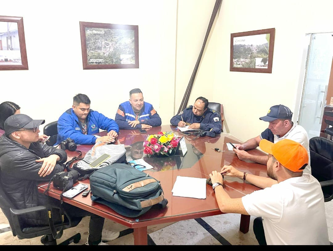 Gobernación del Tolima realizó visita de inspección a municipios más cercanos al volcán nevado del Ruiz. 1