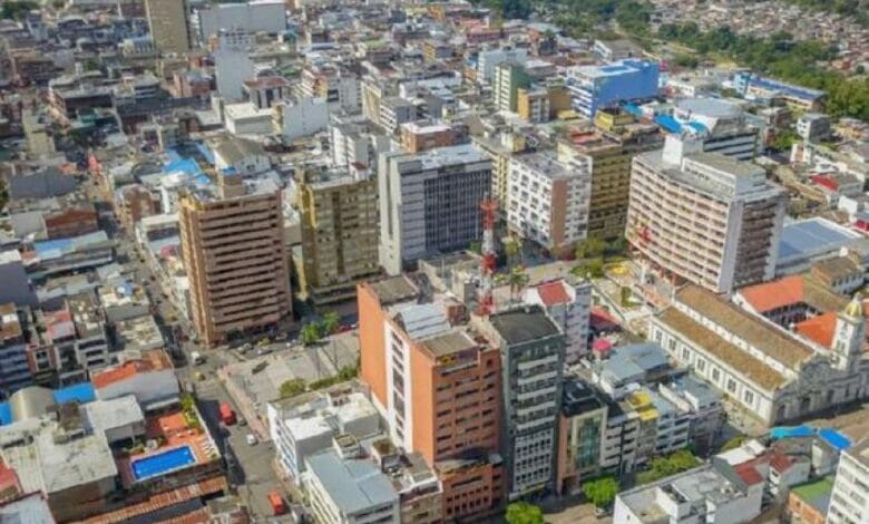 *¡Falso! Obras ejecutadas por plusvalía no serán privatizadas* 14 *¡Falso! Obras ejecutadas por plusvalía no serán privatizadas* 14