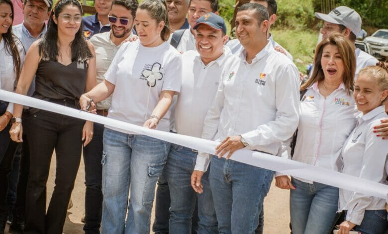 Gobernaciones de Tolima y Huila inauguraron puente vehicular entre Alpujarra y Baraya. 3 Gobernaciones de Tolima y Huila inauguraron puente vehicular entre Alpujarra y Baraya. 3