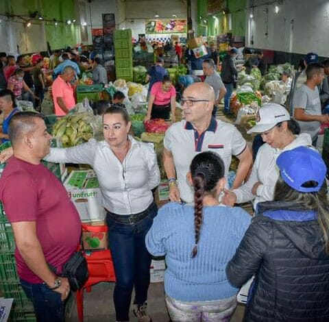 Arrendamiento de locales gratis, propone Jorge Bolívar, para reactivar las plazas de mercado de Ibagué. 8