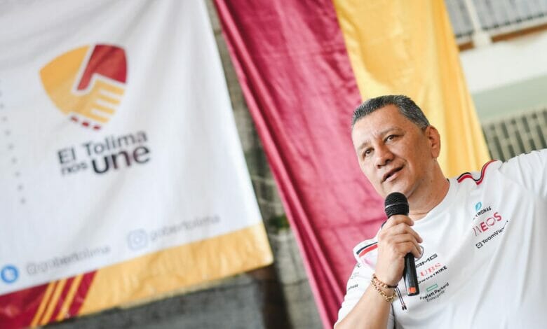 "No me interesan las amenazas, estamos en lucha frontal contra las disidencias de las Farc”: Gobernador Orozco. 11 "No me interesan las amenazas, estamos en lucha frontal contra las disidencias de las Farc”: Gobernador Orozco. 11