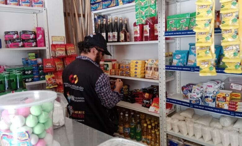 *El Grupo Operativo GOAT, encuentra 143 cigarrillos y licores ilegales, en los municipios de Alpujarra y Dolores.* 13 *El Grupo Operativo GOAT, encuentra 143 cigarrillos y licores ilegales, en los municipios de Alpujarra y Dolores.* 13