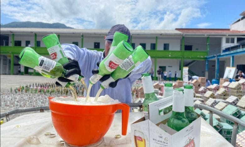 INICIÓ PROCESO DE DESTRUCCION DE PRODUCTOS DE CONTRABANDO Y FRAUDULENTOS EN EL DEPARTAMENTO DEL TOLIMA* 11 INICIÓ PROCESO DE DESTRUCCION DE PRODUCTOS DE CONTRABANDO Y FRAUDULENTOS EN EL DEPARTAMENTO DEL TOLIMA* 11