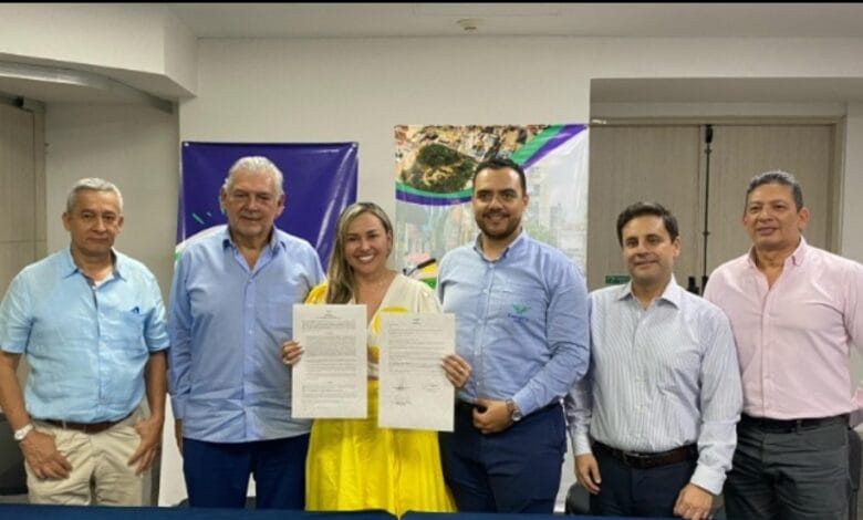 Fenalco y la Alcaldía firman acuerdo para impulsar el desarrollo económico de Ibagué. 1 Fenalco y la Alcaldía firman acuerdo para impulsar el desarrollo económico de Ibagué. 1