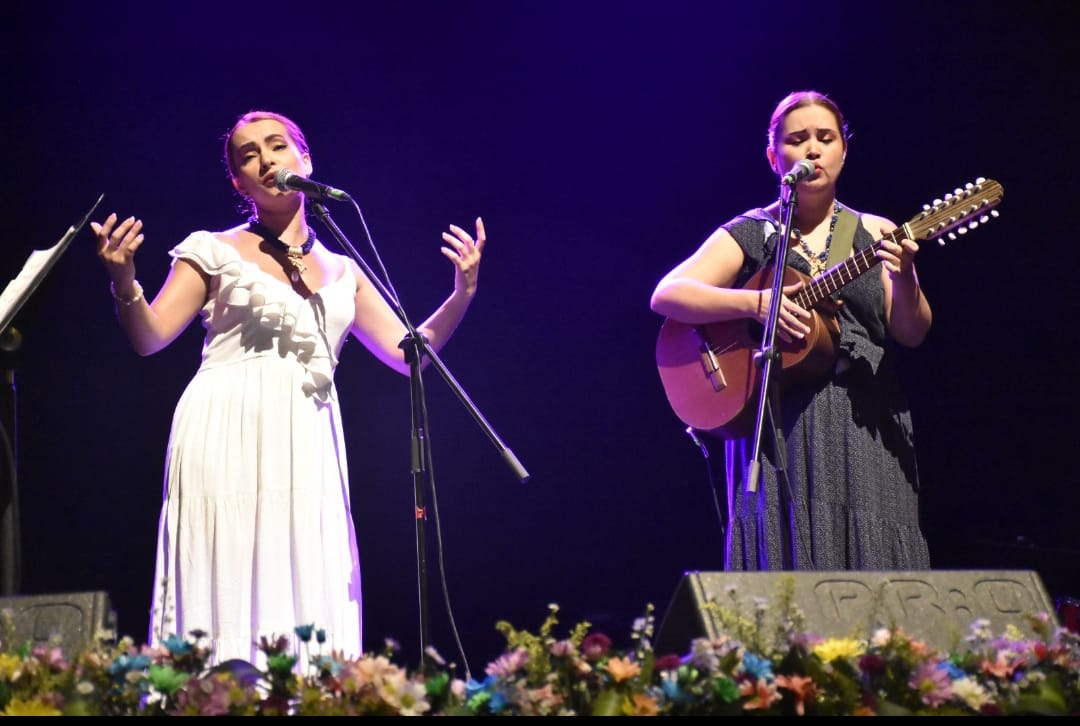 ¡Orgullo tolimense! Maestras ibaguereñas son las nuevas "Princesas de la Canción". 1
