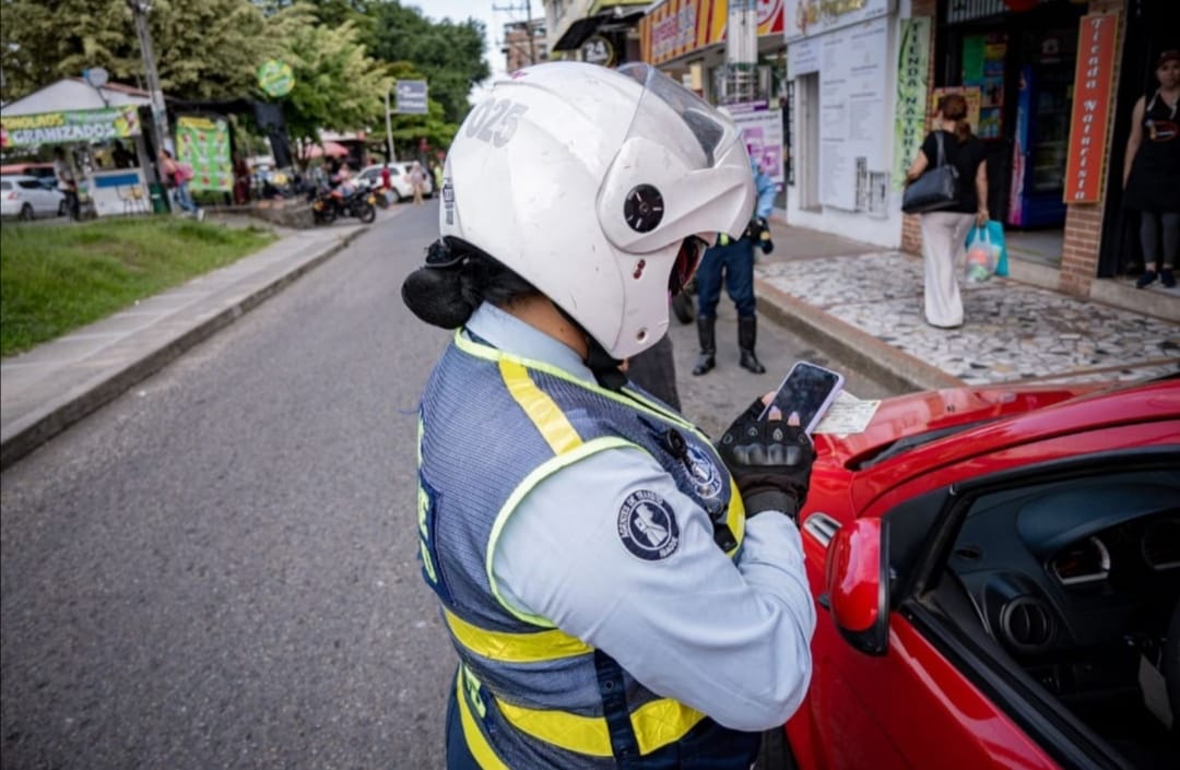 Se espera que ingresen cerca de 11 mil vehículos a Ibagué en Semana Santa. 1 Se espera que ingresen cerca de 11 mil vehículos a Ibagué en Semana Santa. 1