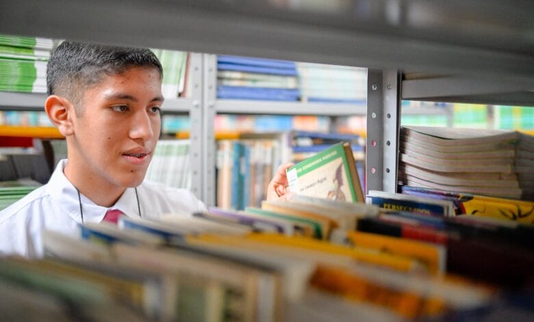 Tres escritores ibaguereños para leer en el Día Municipal del Libro y la Lectura. 2