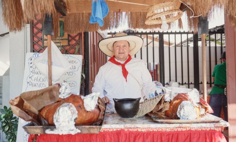 *Plato de la mejor carne de cerdo del mundo costará $15.000 en el Lechona Fest* 4 *Plato de la mejor carne de cerdo del mundo costará $15.000 en el Lechona Fest* 4