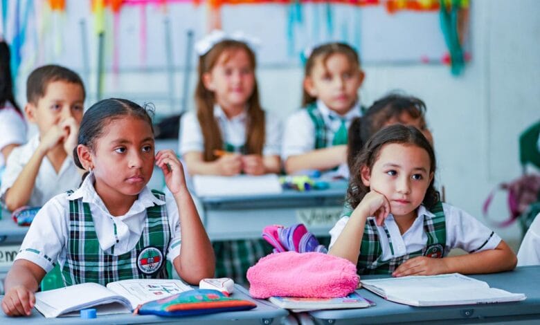 Este 15 de julio no habrá clase para los estudiantes de las Instituciones Educativas oficiales del Tolima. 5 Este 15 de julio no habrá clase para los estudiantes de las Instituciones Educativas oficiales del Tolima. 5