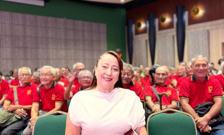 *Con el respaldo de la Gobernación, Lotería del Tolima cumple con los subsidios vitalicios para loteros* 4 *Con el respaldo de la Gobernación, Lotería del Tolima cumple con los subsidios vitalicios para loteros* 4