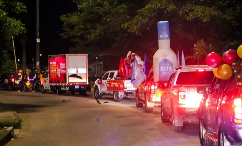 *Caravana de la Legalidad encendió la Navidad en Ibagué y dio inicio al alumbrado navideño legal* 11 *Caravana de la Legalidad encendió la Navidad en Ibagué y dio inicio al alumbrado navideño legal* 11