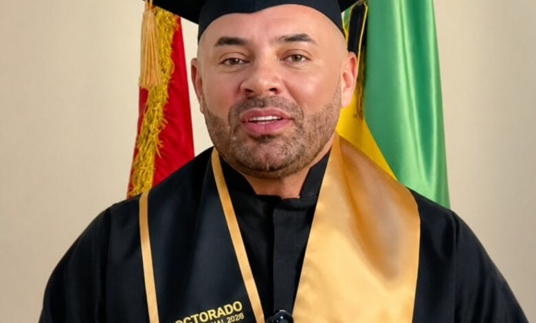 Cristian David Ávila recibió Doctorado Honoris Causa en el Congreso y dedicó la distinción a Ibagué 2